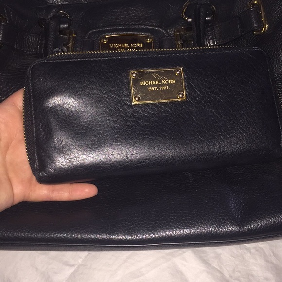 Michael kors wallet - Picture 1 of 2